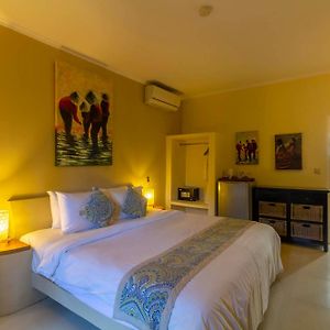 Mango Retreat Room